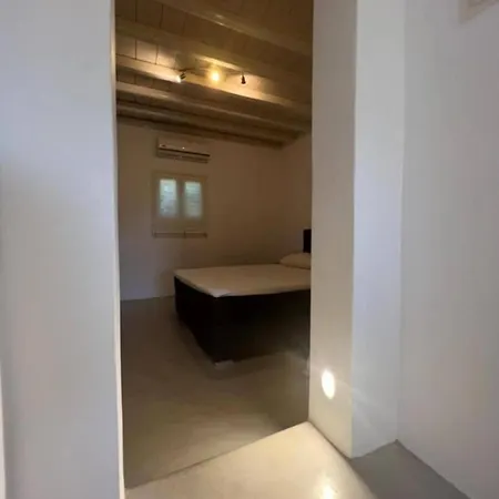別荘 Cozy Mykonian In アノ・メラ